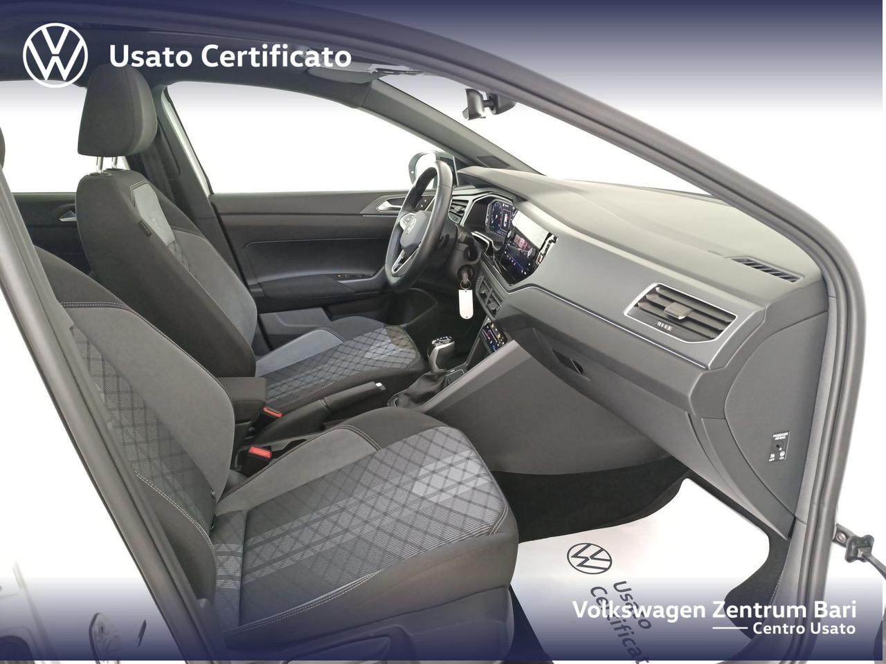 Volkswagen Taigo 1.0 tsi r-line 115cv dsg