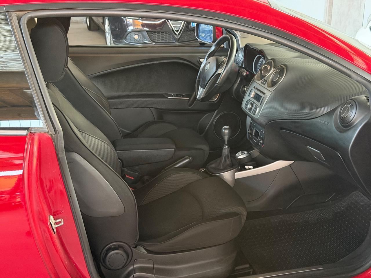 Alfa Romeo MiTo 1.4 105 CV M.air S&S Distinctive Sport Pack