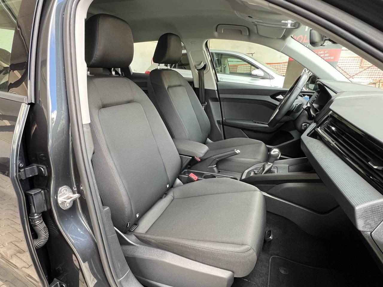 A1 Sportback Sportback 30 1.0 tfsi 116cv s-tronic