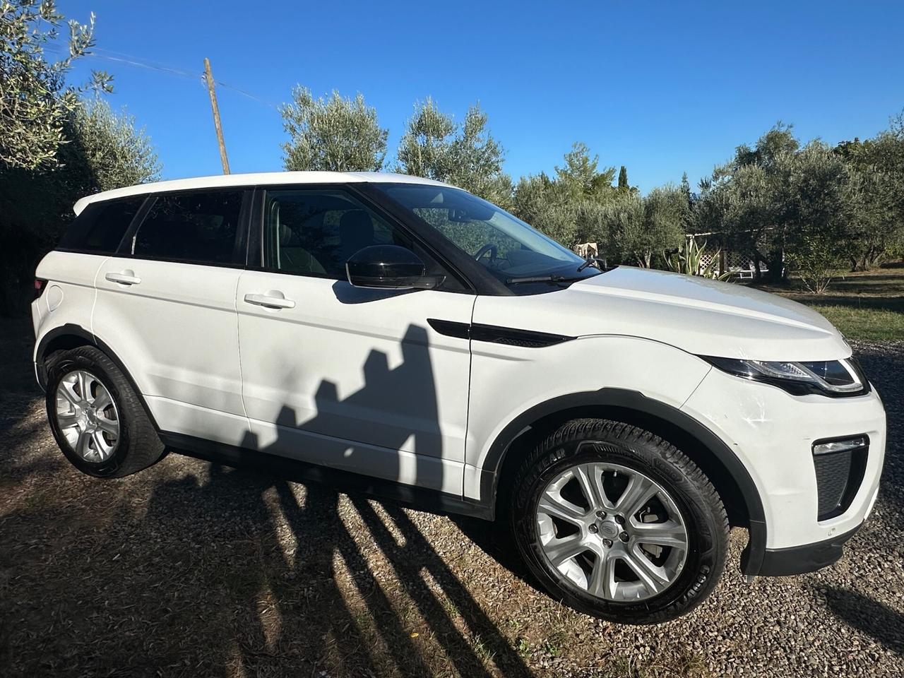 Land Rover Range Evoque 2.0 TD4 180 CV 5p. SE Dynamic