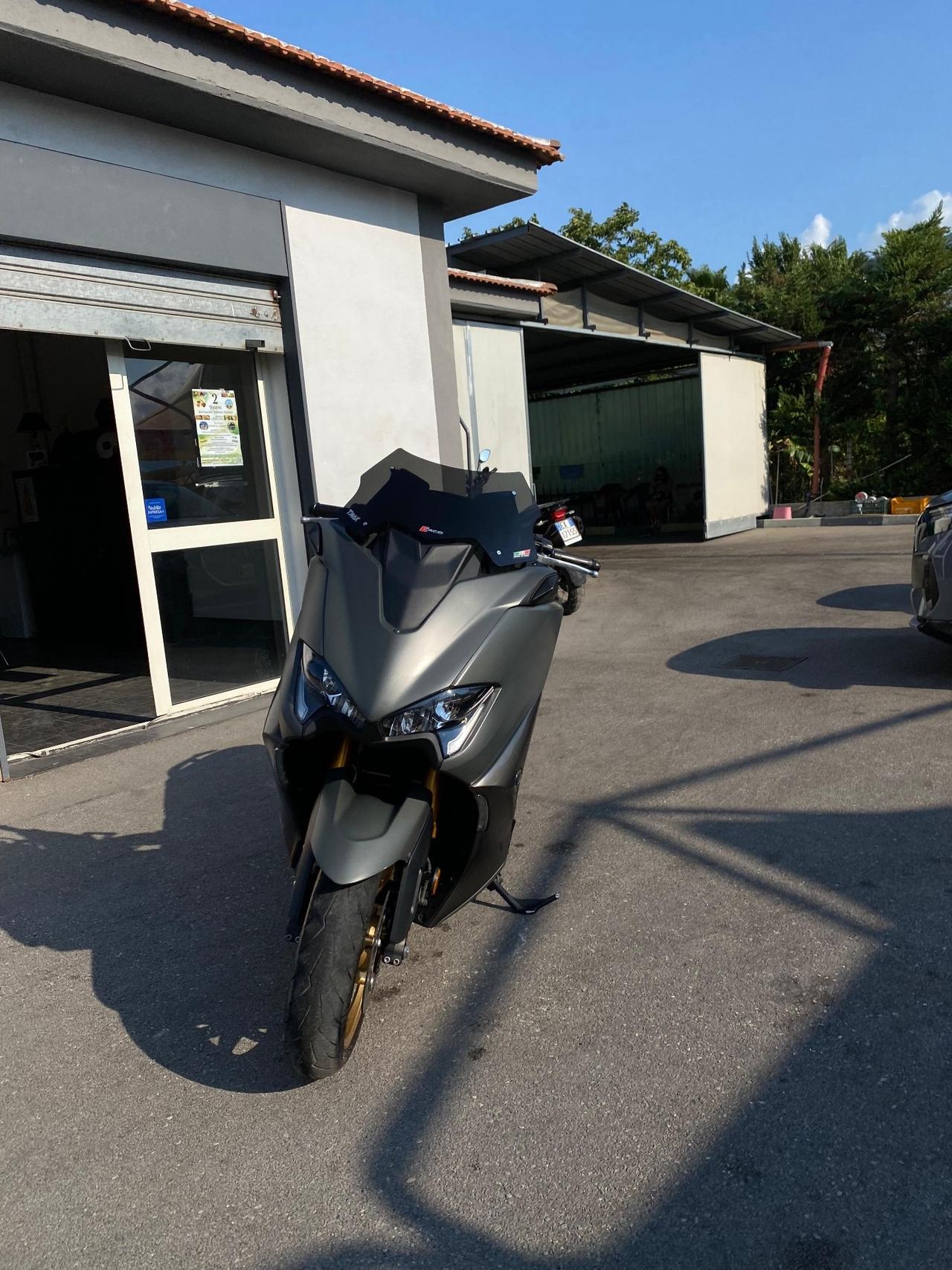 Yamaha TMAX 560 Tech Max