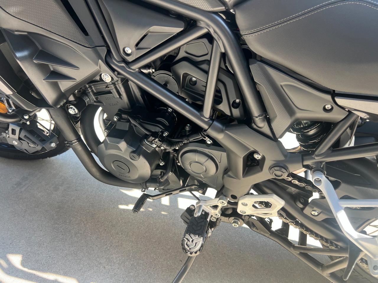 Benelli TRK 502x solo 13.973 km