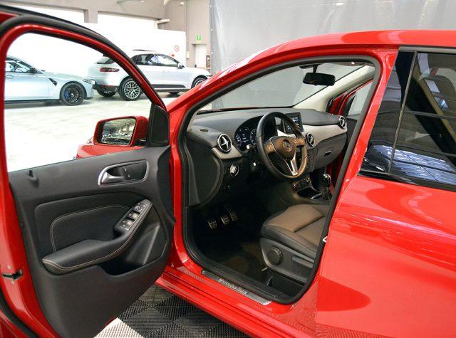 MERCEDES-BENZ B 180 BlueEFFICIENCY Premium-Pelle-Xenon-Pack Night