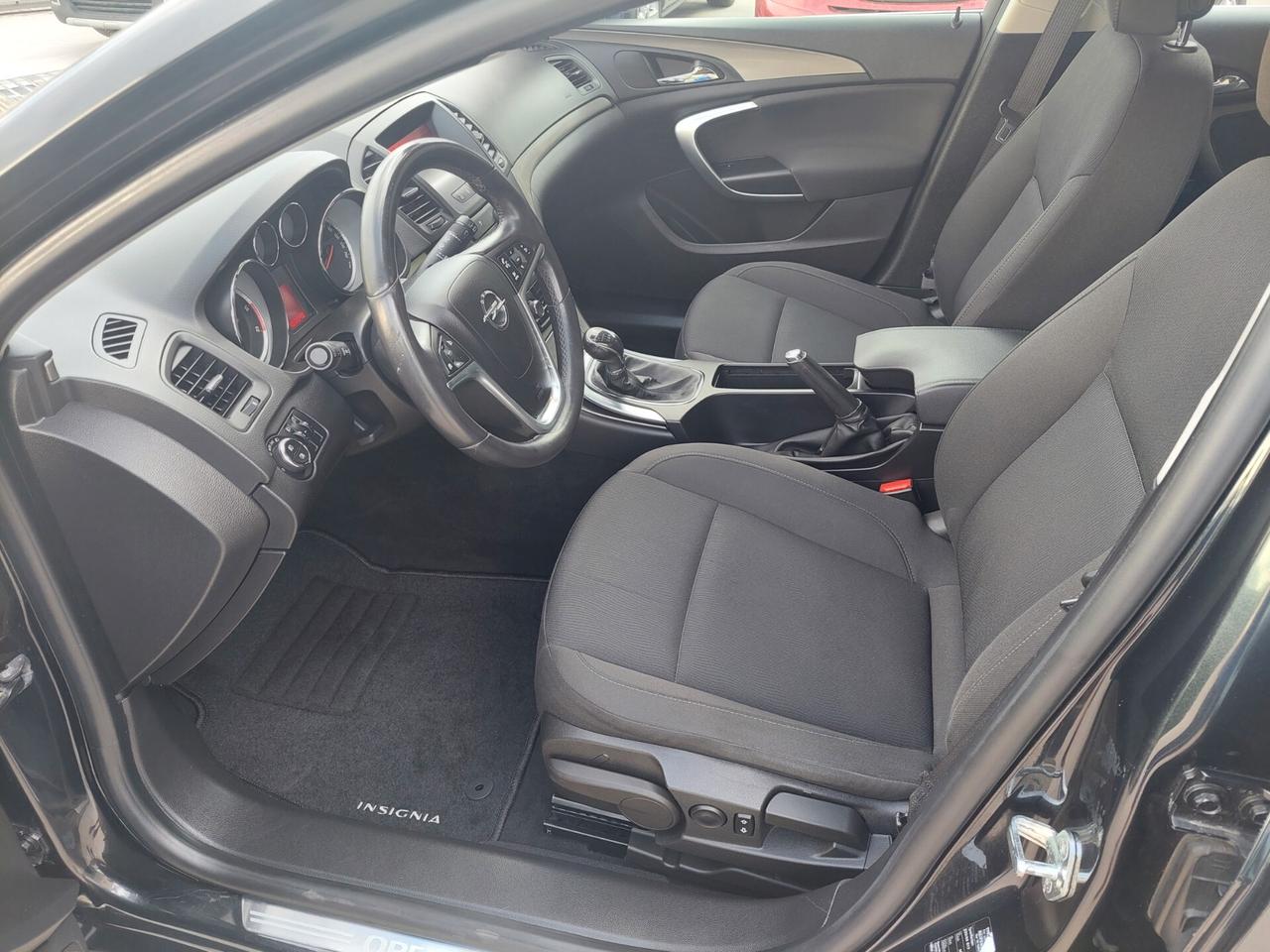 Opel Insignia 2.0 CDTI Sports Tourer 2011 130CV