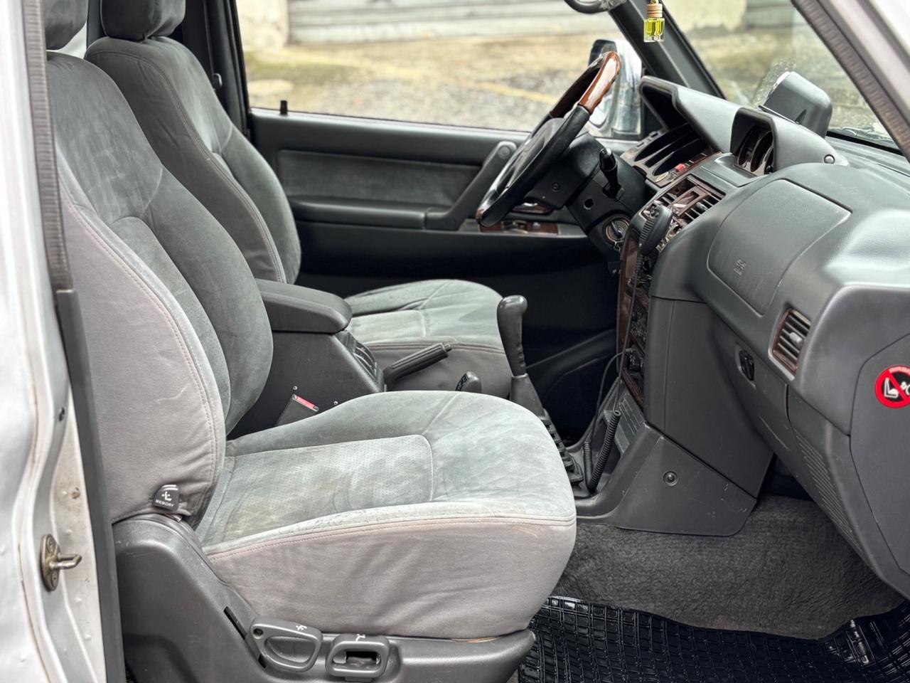 Mitsubishi Pajero 2500 turbo interccoler gls target