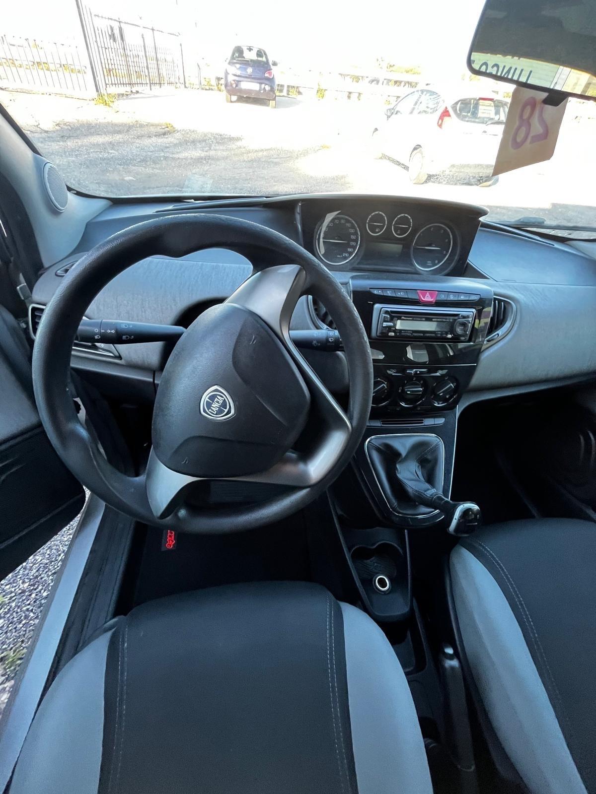 Lancia Ypsilon 1.3 MJT 16V 95 CV 5 porte S&S Gold