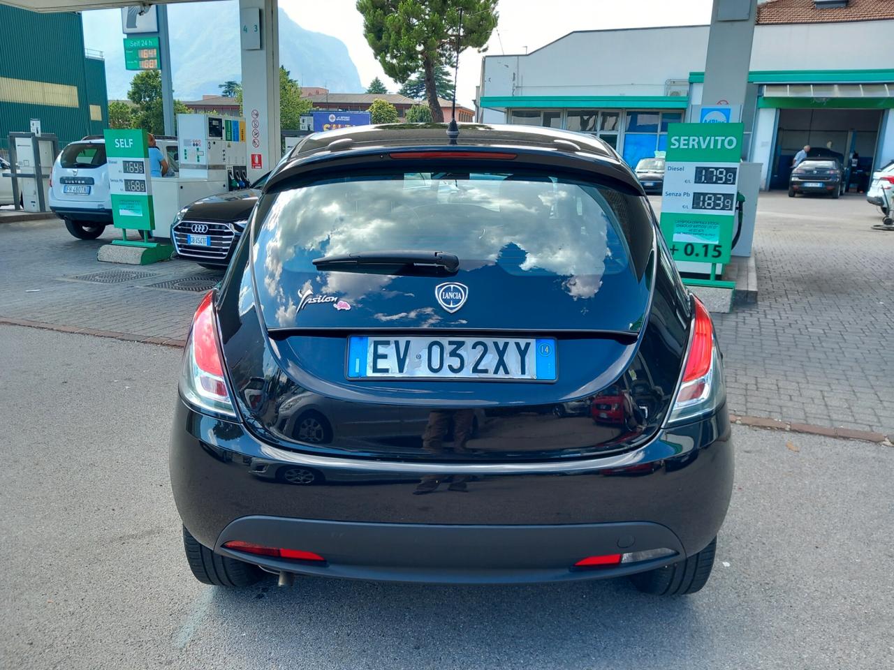 Lancia Ypsilon 1.2 EURO 6 Platinum