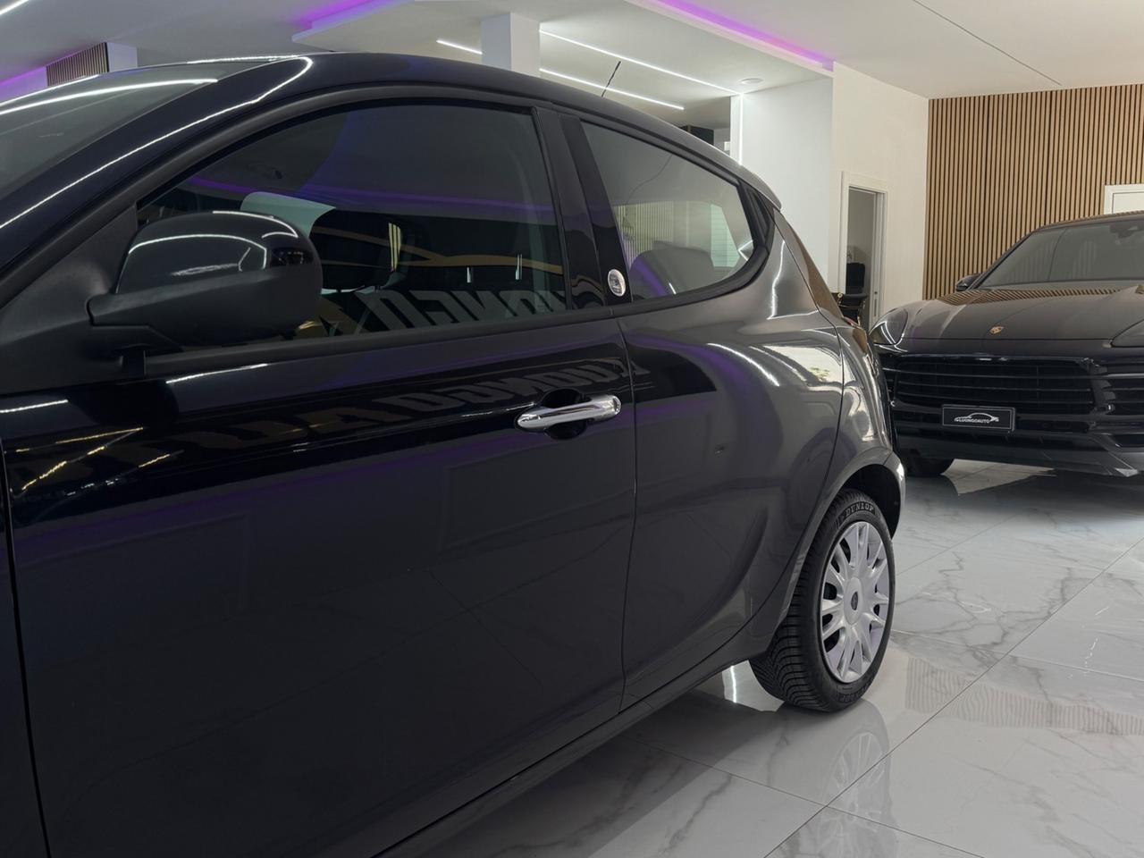 Lancia Ypsilon 1.2 GPL Ecochic Gold