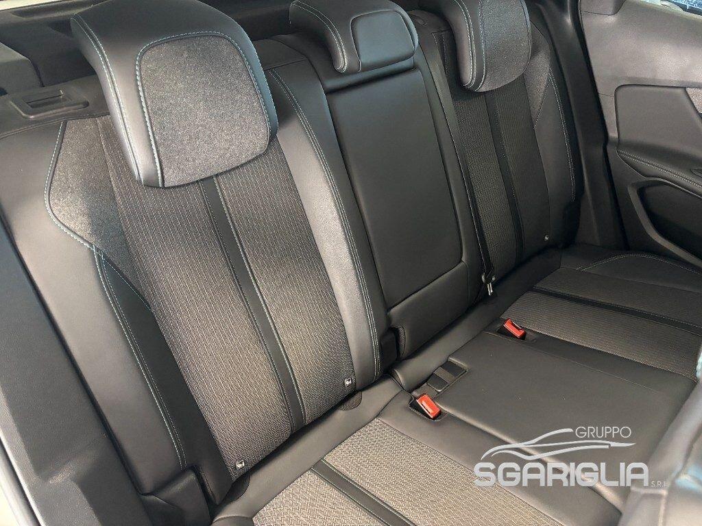 Peugeot 3008 1.5 BlueHDi Allure Pack