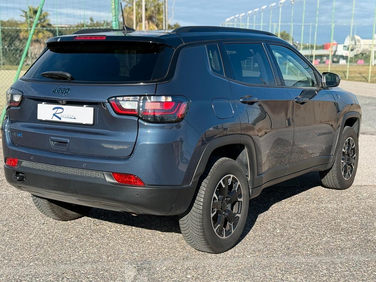 Jeep Compass 1.3 T4 240CV PHEV AT6 4xe Trailhawk