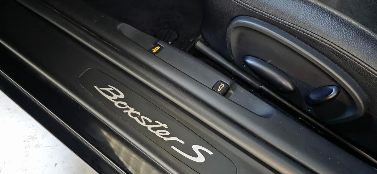 Porsche Boxster 3.2i 24V cat S