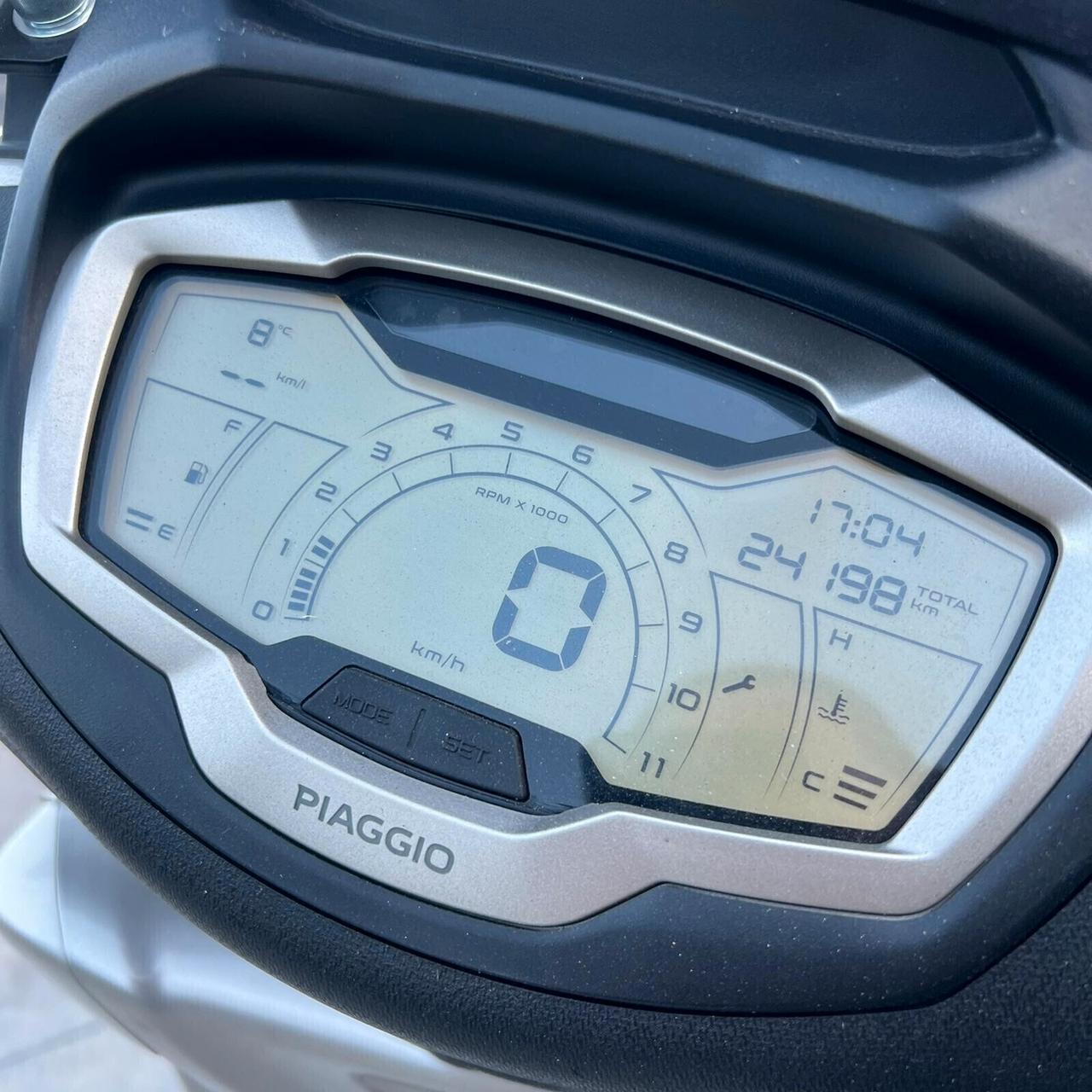 Piaggio Beverly 400 HPE