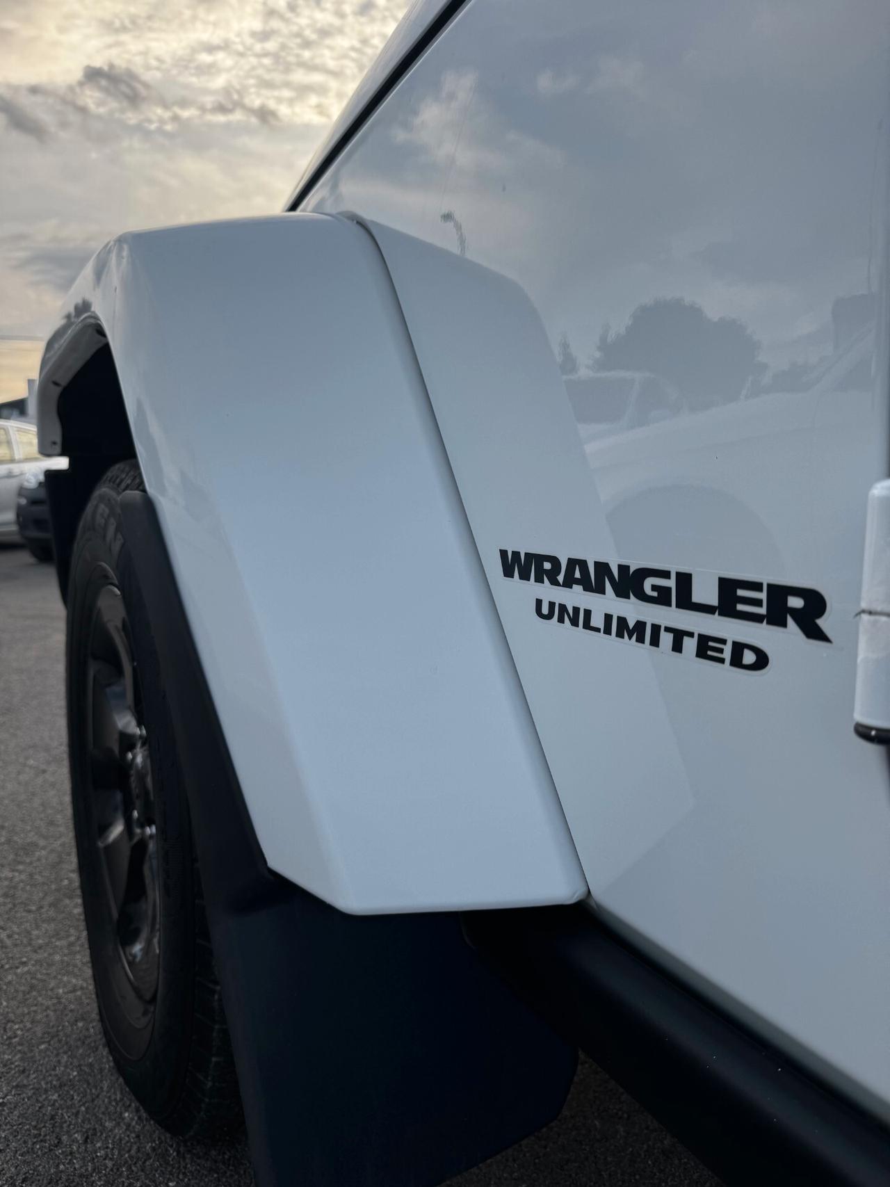 Jeep Wrangler Unlimited 2.8 CRD DPF X Auto