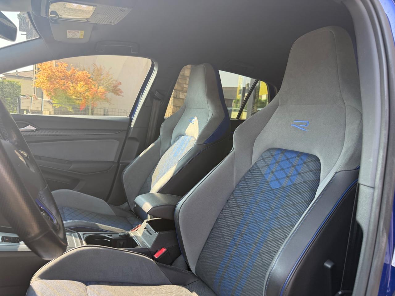 Volkswagen Golf 2.0 TSI DSG 4Motion R