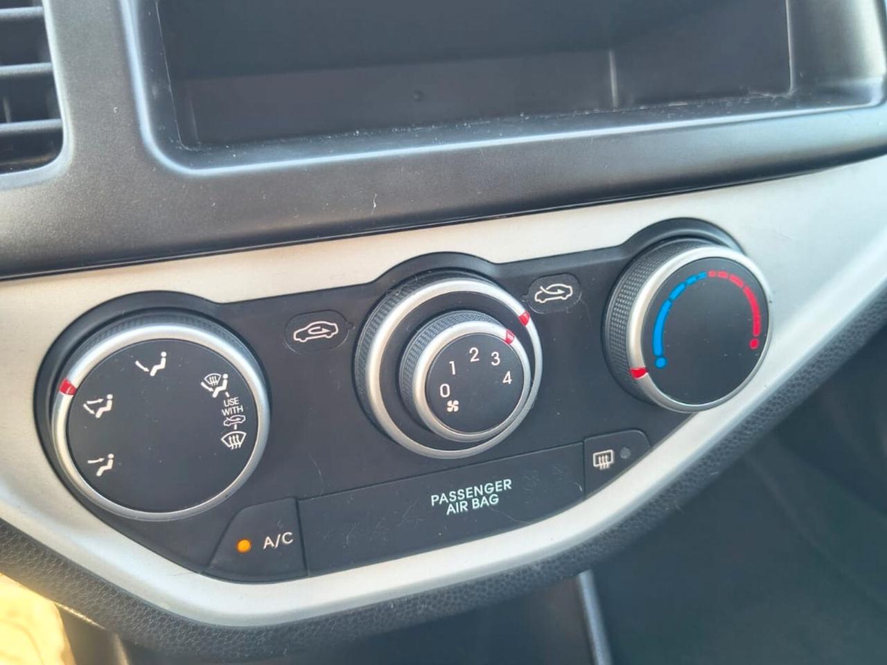 Kia Picanto 1.0 12V 5 porte Easy