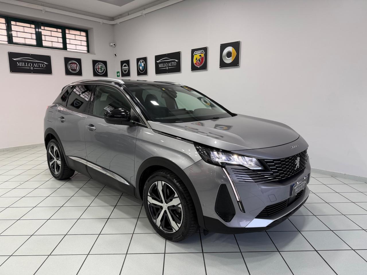 Peugeot 3008 BlueHDi 1.5cc 130cv S&S EAT8 Allure Pack