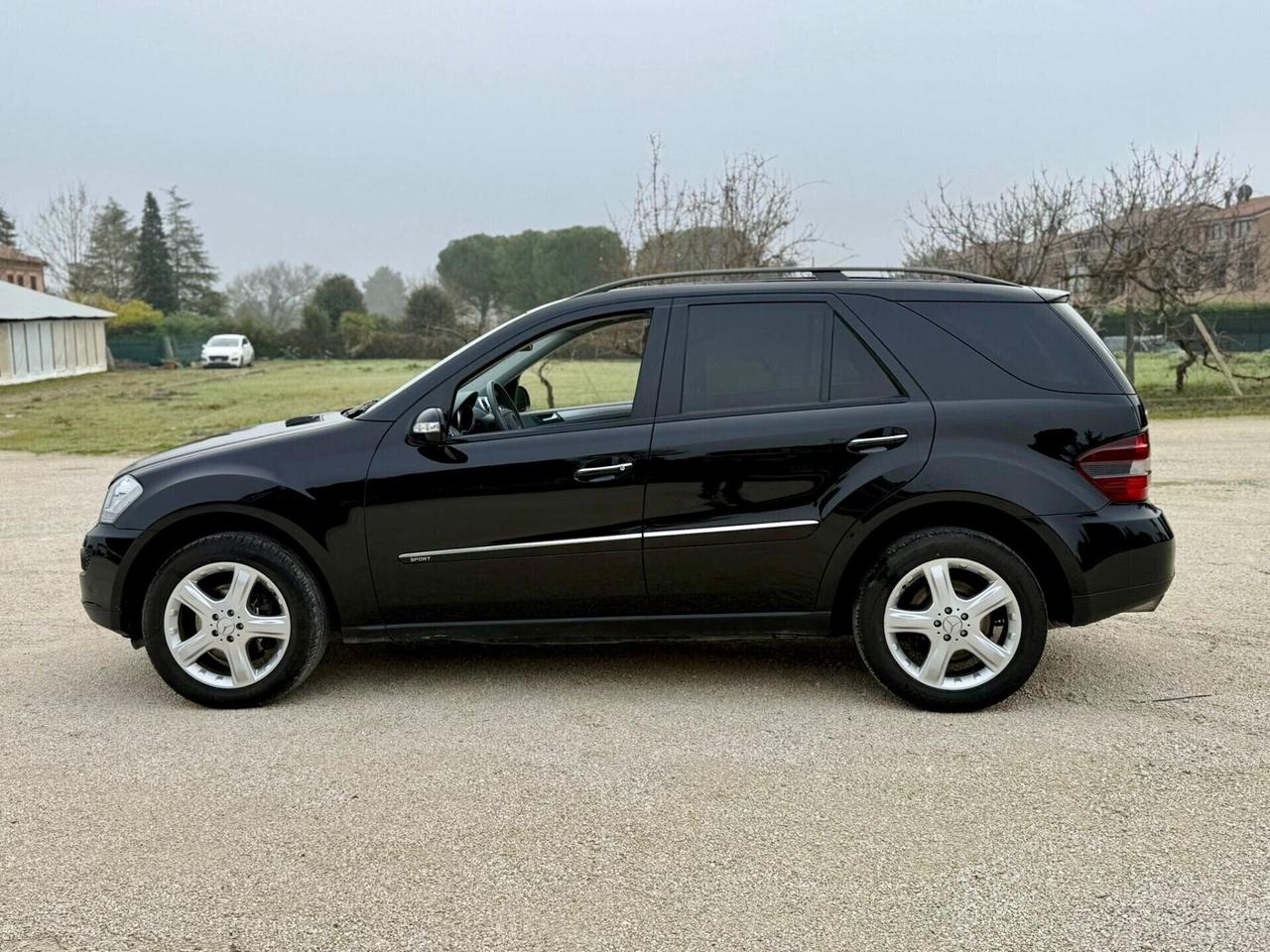 Mercedes ML 320 CDi Sport PERFETTO 135 milaKM