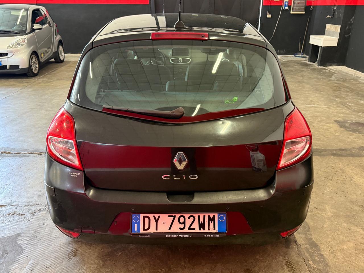 Renault Clio 1.2 16V 5 porte Dynamique
