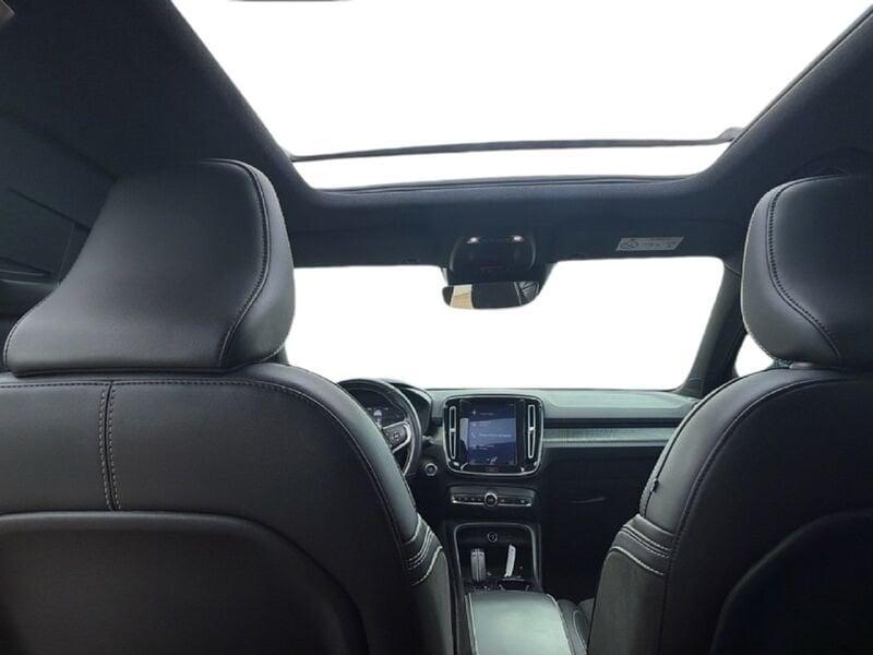 Volvo XC40 D4 AWD Geartronic R-Design