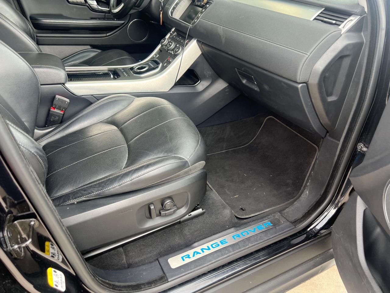 Range Rover Evoque 2.0 TD4 180 CV 5p. SE Dynamic
