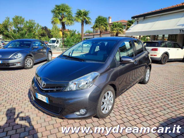 TOYOTA Yaris 1.4 D-4D 5 porte Active