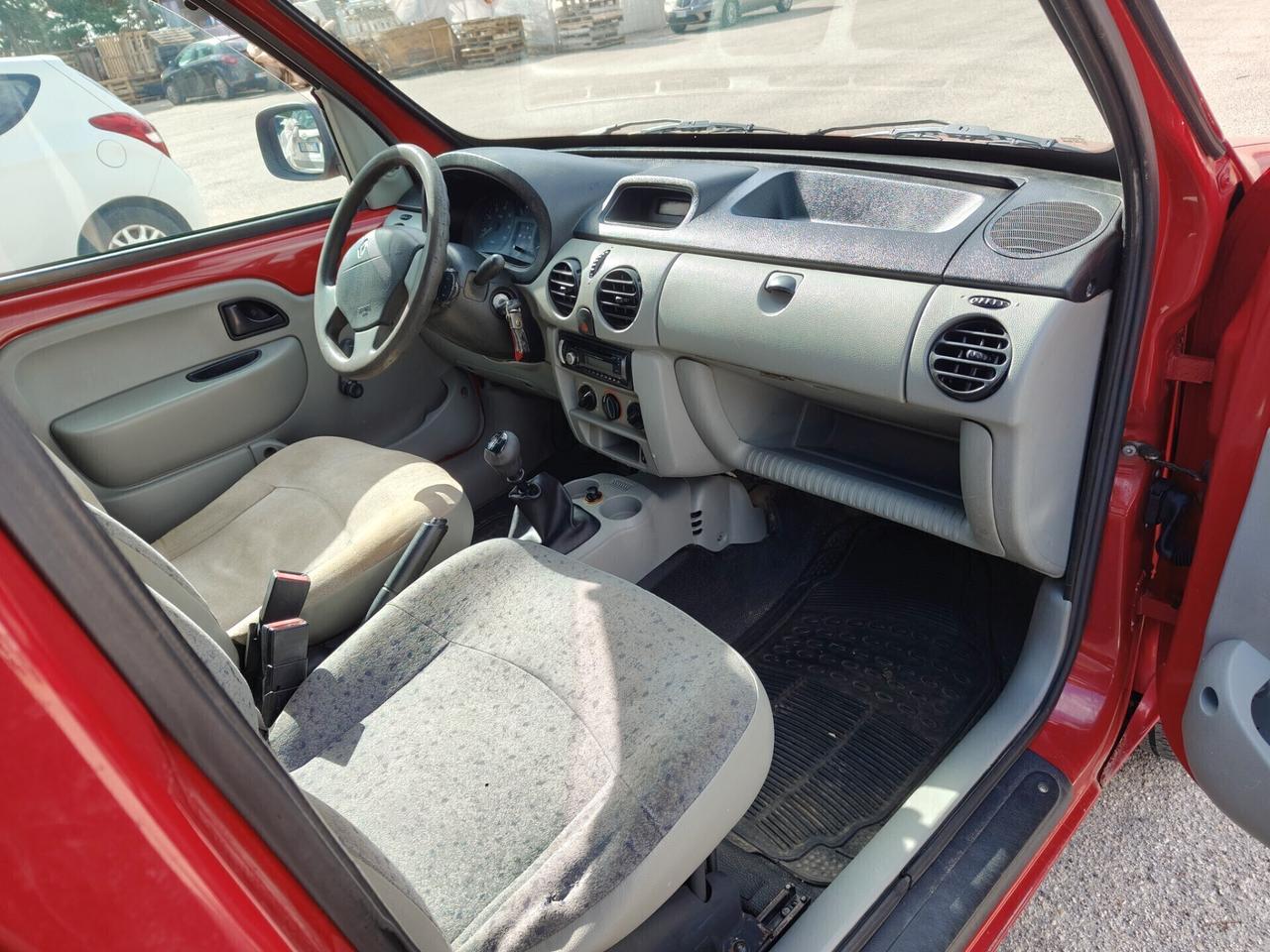 Renault Kangoo 1.5dci gancio traino