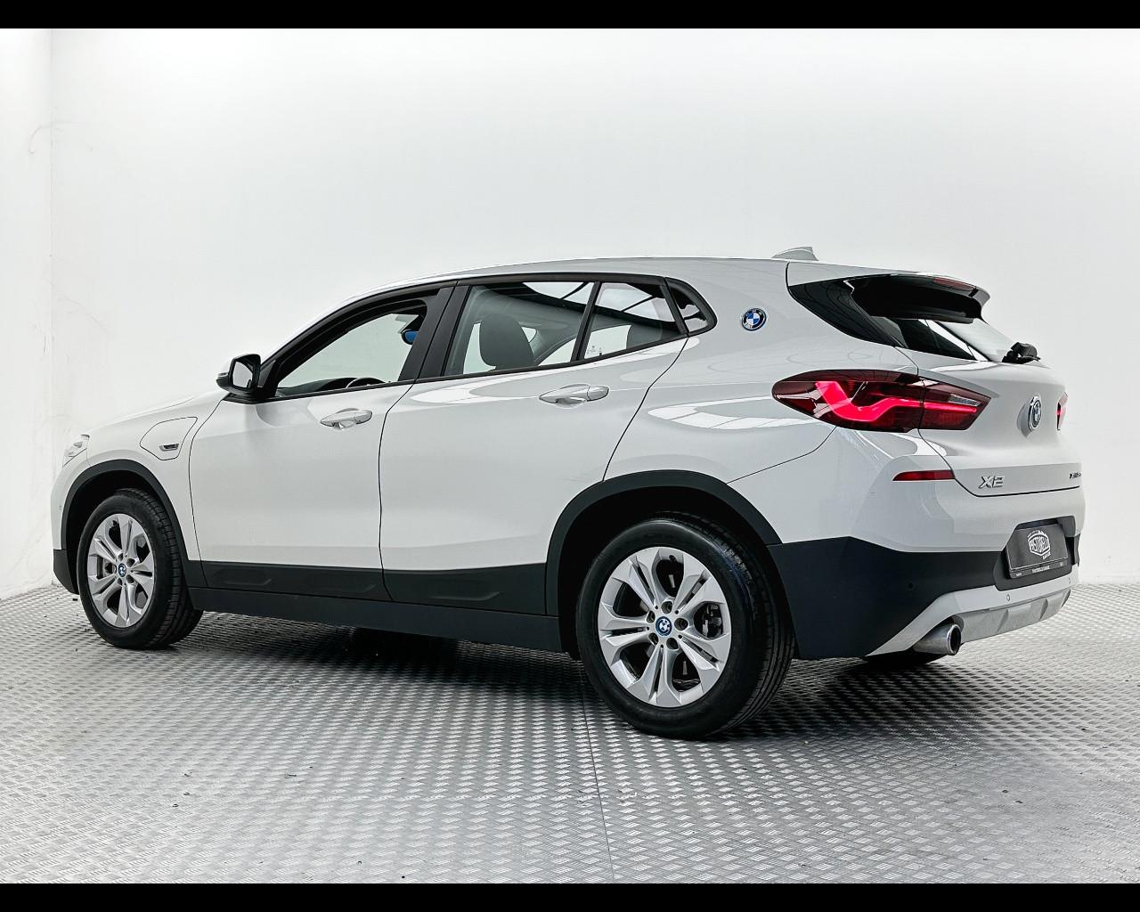 BMW X2 (F39) - X2 xDrive25e Business-X