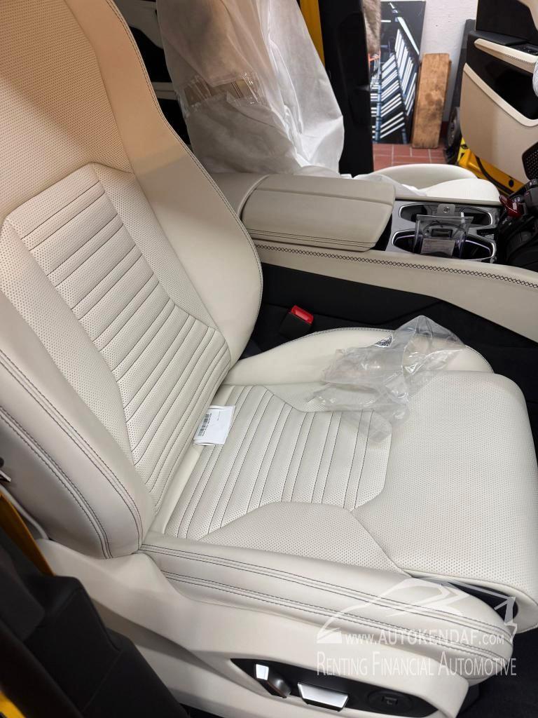 Lamborghini Urus 4.0 V8 phev SE auto