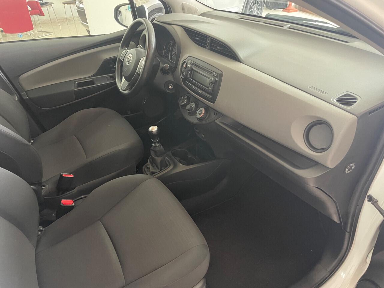 TOYOTA YARIS 1.4 D-4D 5 PORTE ACTIVE