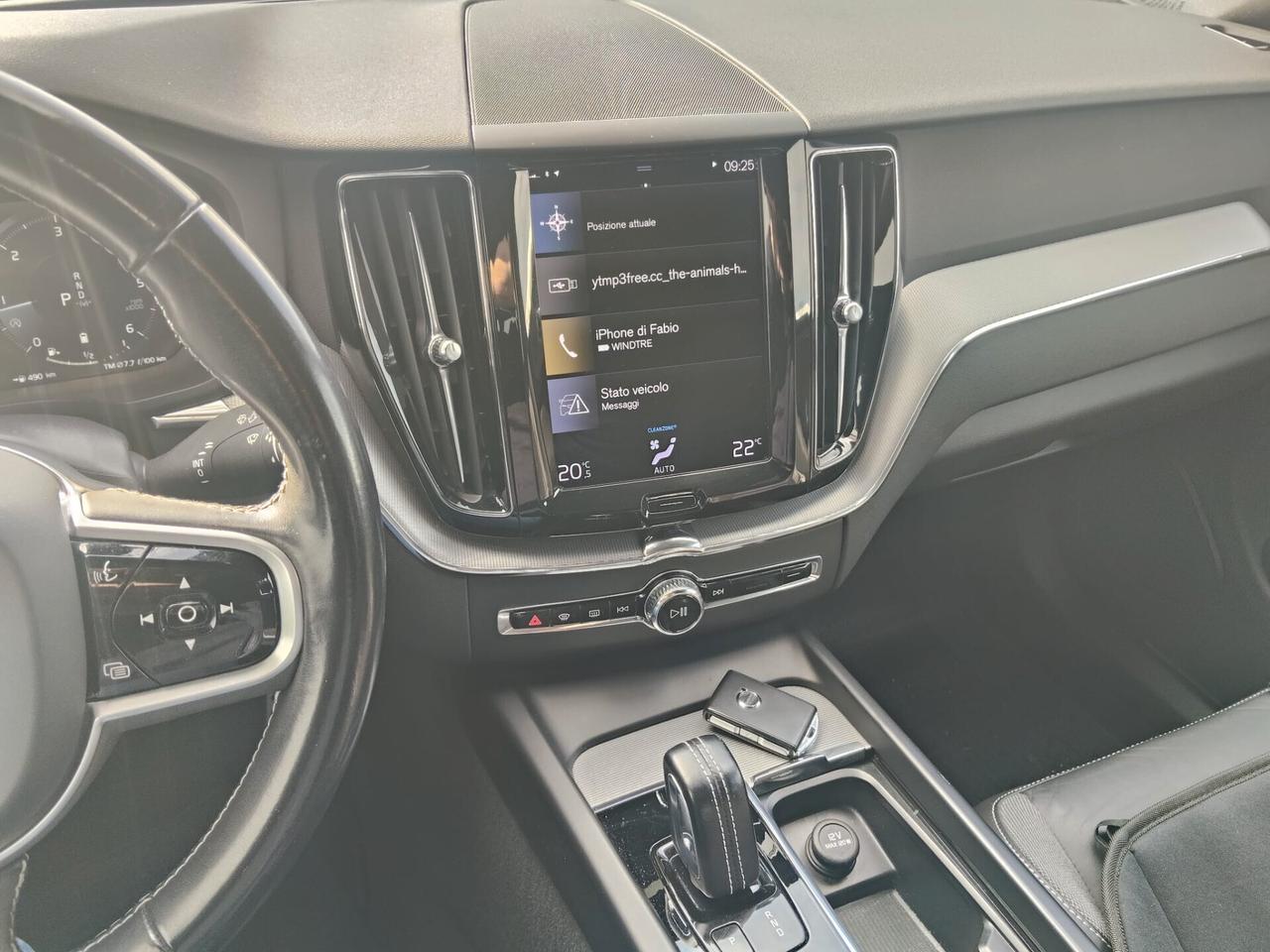Volvo XC 60 XC60 B4 (d) AWD Geartronic R-design