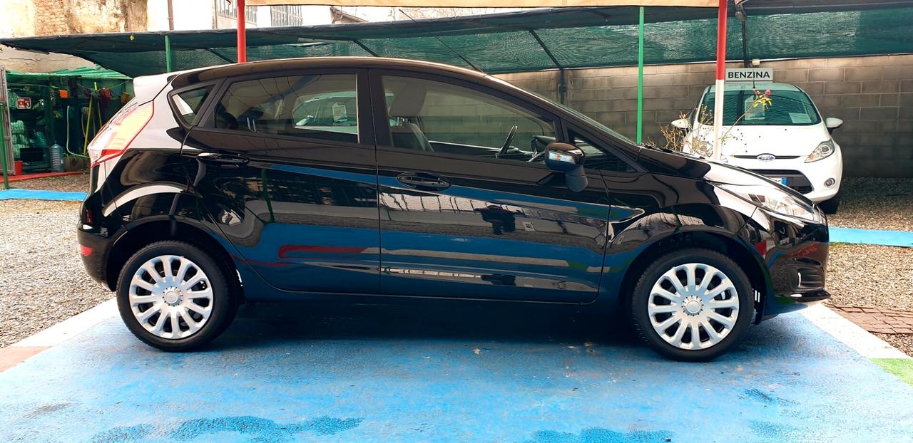 FORD FIESTA 1.4 BENZINA G.P.L DI CASA..ANNO 2017 EURO 6