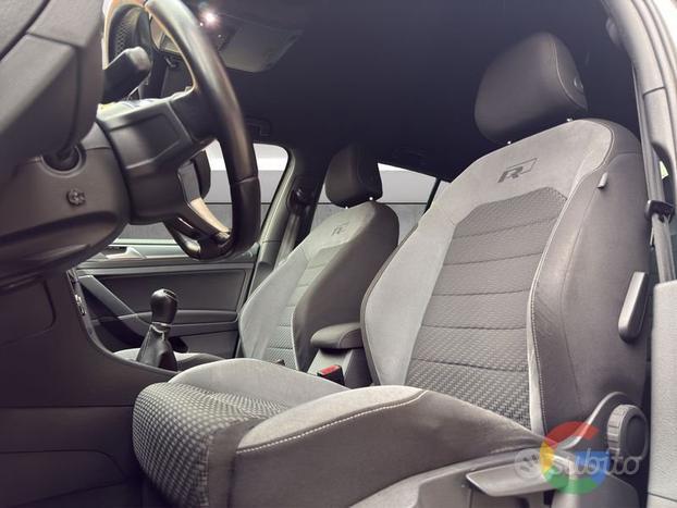 Volkswagen Golf R-Line 2.0 150cv - PREZZO PROMO