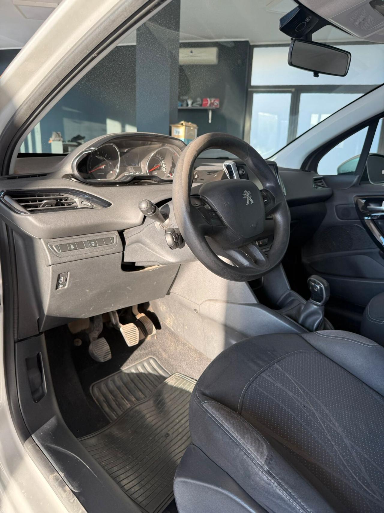 Peugeot 208 1.4 HDi 68 CV 5 porte Active