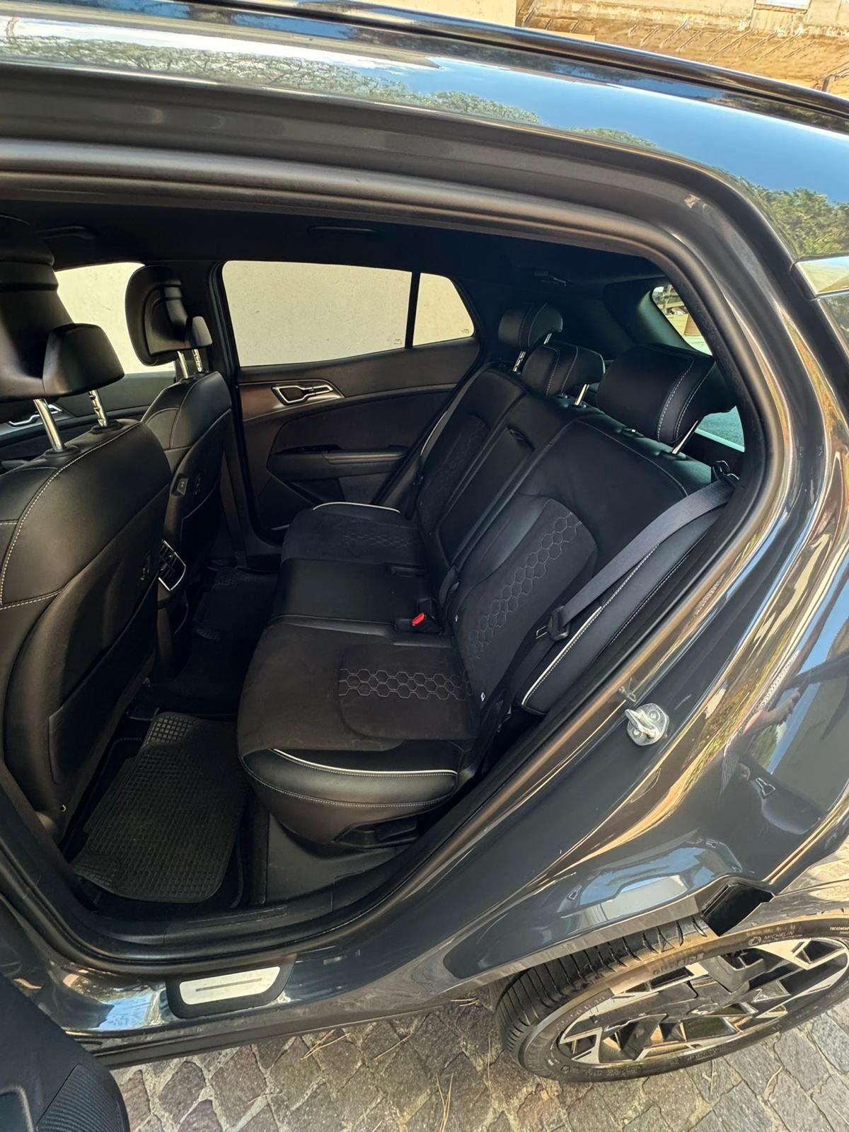 Kia Sportage 1.6 CRDi MHEV DCT GT-line Plus