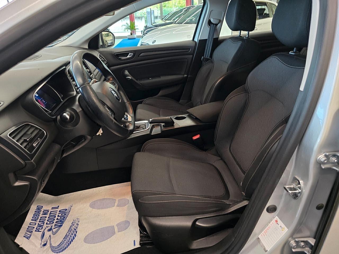 Renault Megane Sporter dCi 115 CV EDC Bus. 2019