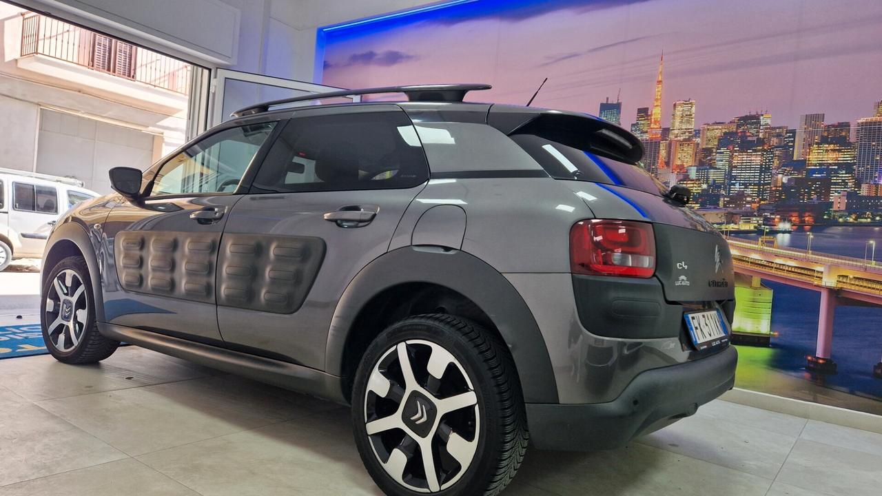 Citroen C4 Cactus PureTech 82 Shine