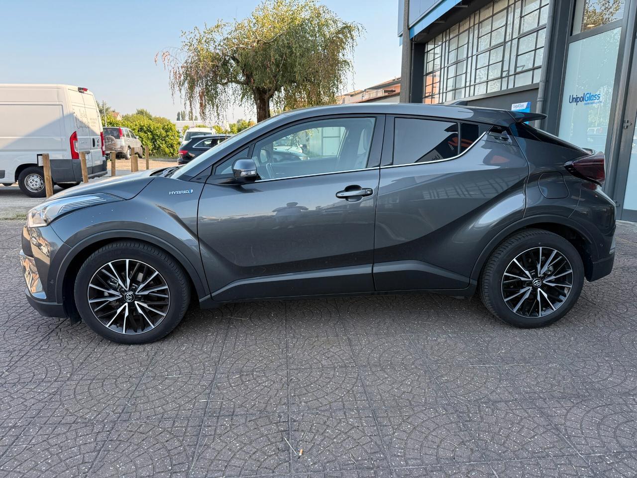 Toyota C-HR 1.8 Hybrid E-CVT Lounge