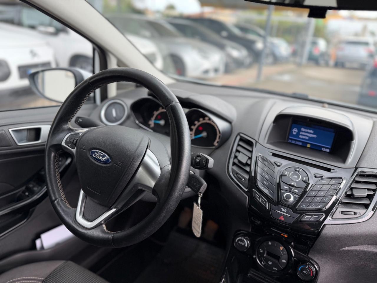Ford Fiesta Plus 1.4 5 porte Bz.- GPL Km Certificati