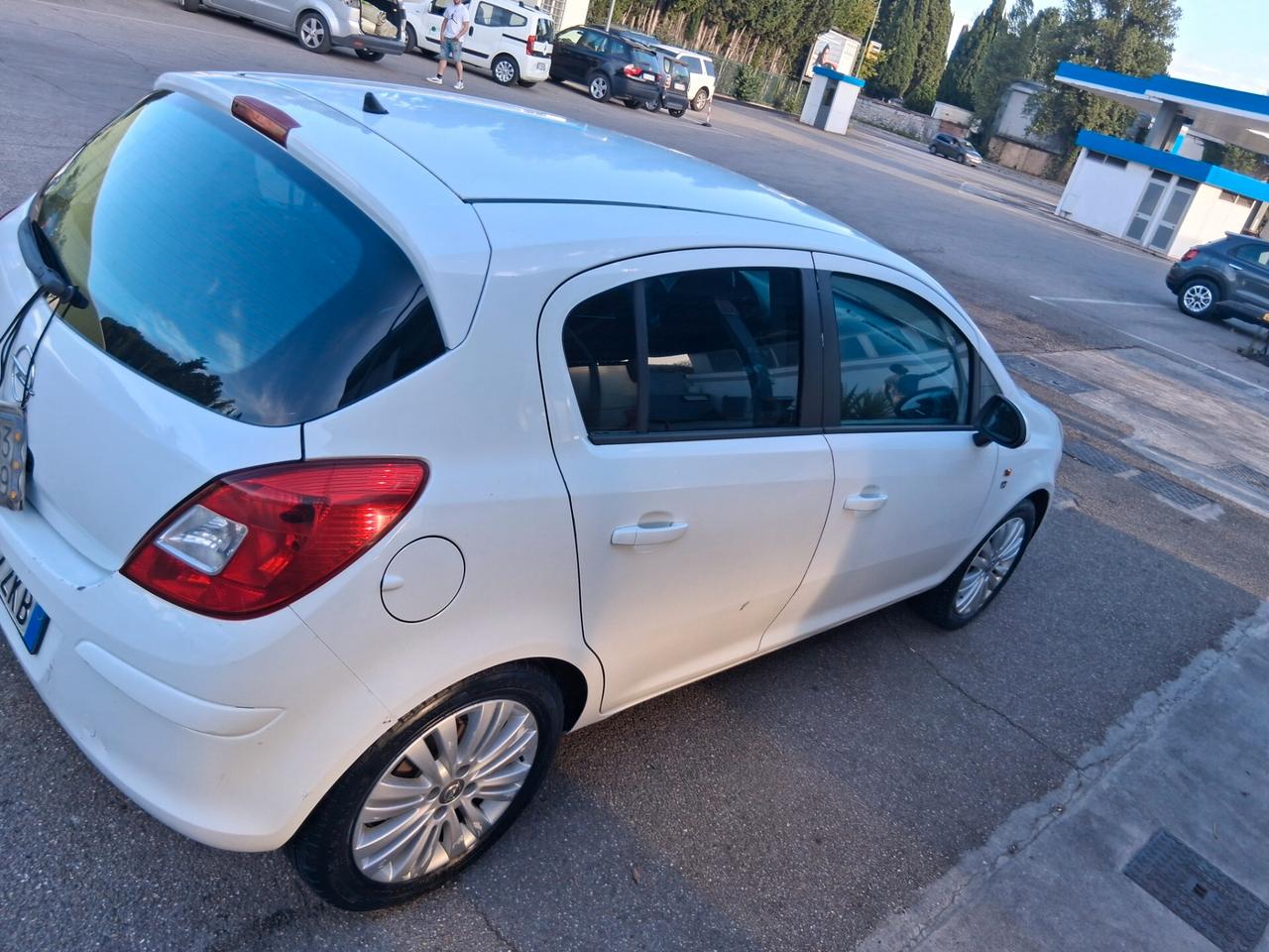 Opel Corsa 1.2 85CV 5 porte GPL-TECH Club