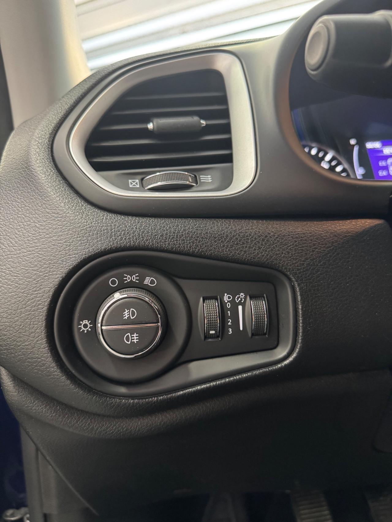 Jeep Renegade 1.6 Mjt 120 CV Longitude