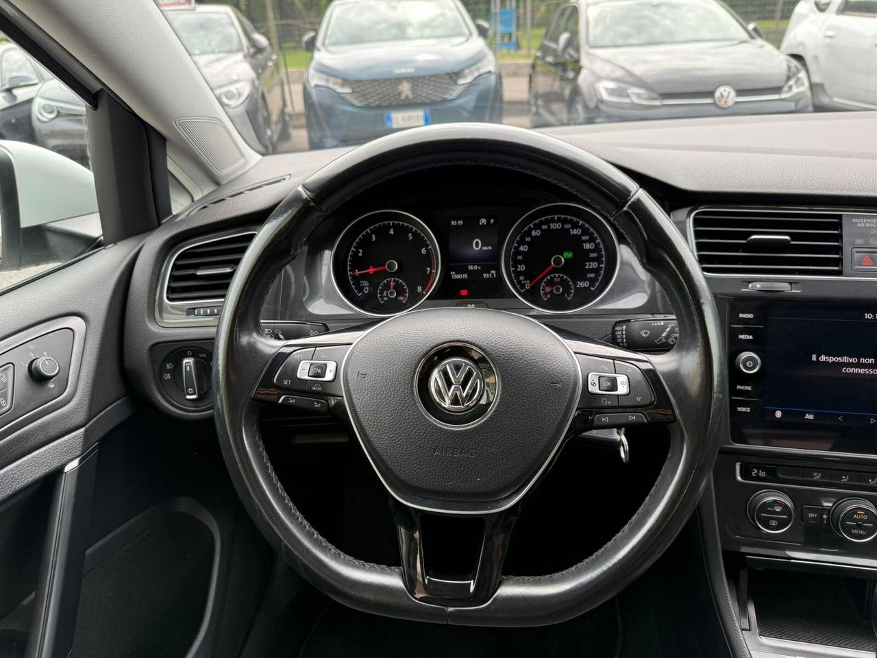 Volkswagen Golf 1.0 TSI 110 CV DSG 5p. Business BlueMotion Technology
