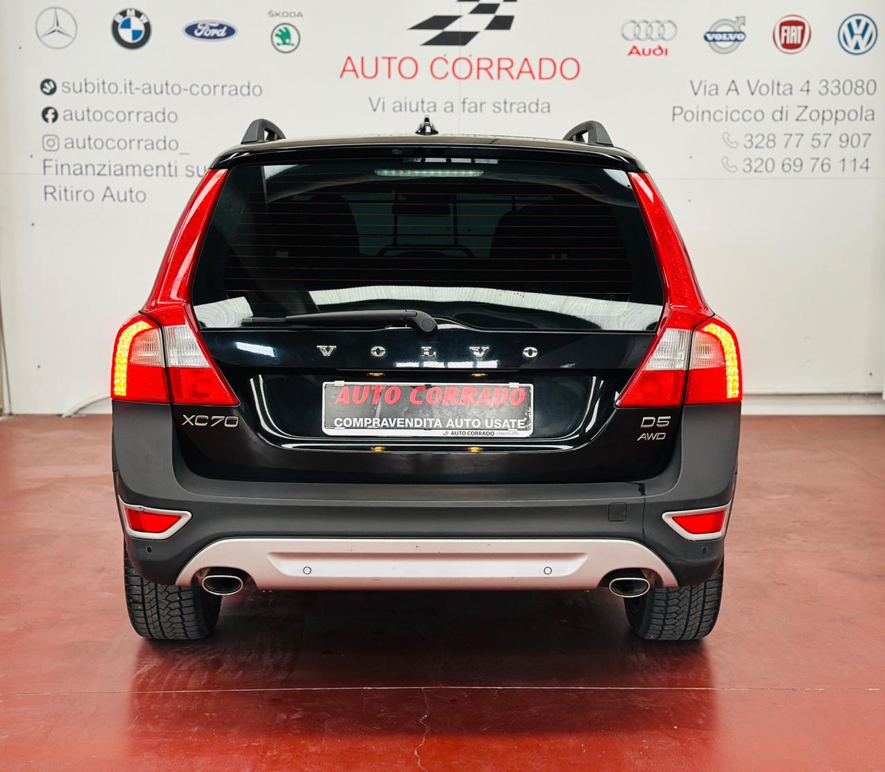 Volvo XC70 D5 215cv AWD Geartronic Summum MY12