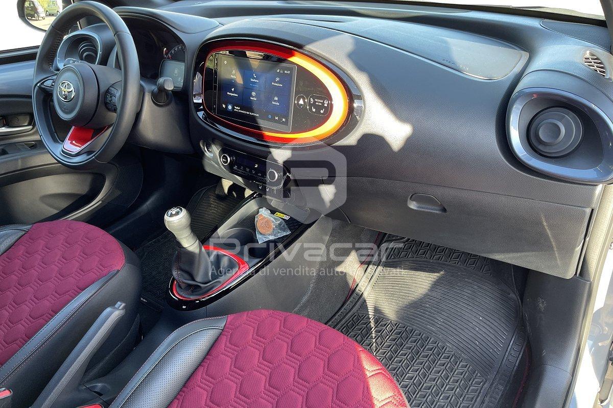 TOYOTA Aygo X 1.0 VVT-i 72 CV 5p. Undercover