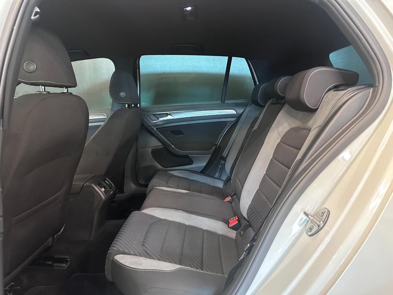 Volkswagen Golf 5 Porte Golf 5p 1.5 tsi R-line 150cv