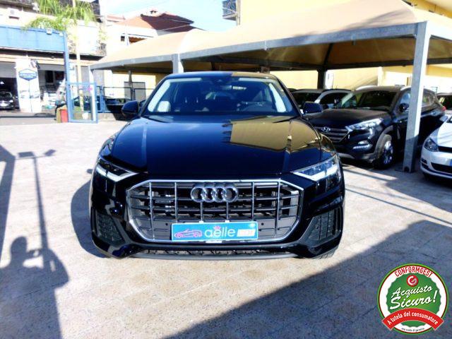 AUDI Q8 45 TDI quattro tiptronic Sport