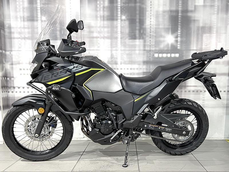 Kawasaki Versys-x 300