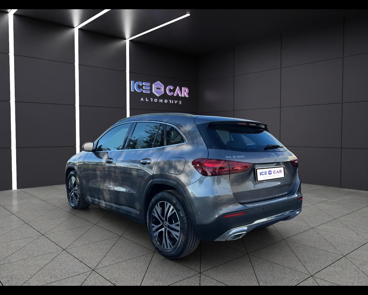 Mercedes-Benz GLA (H247) - GLA 180 Automatic Progressive Advanced