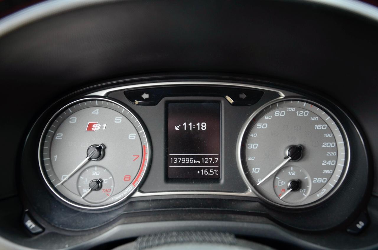 AUDI S1 SPORTBACK 2.0 TFSI QUATTRO 231cv 5p, UFF ITALIANA, KEYLESS, XENO, SEDILI IN PELLE, 18", PERMUTE