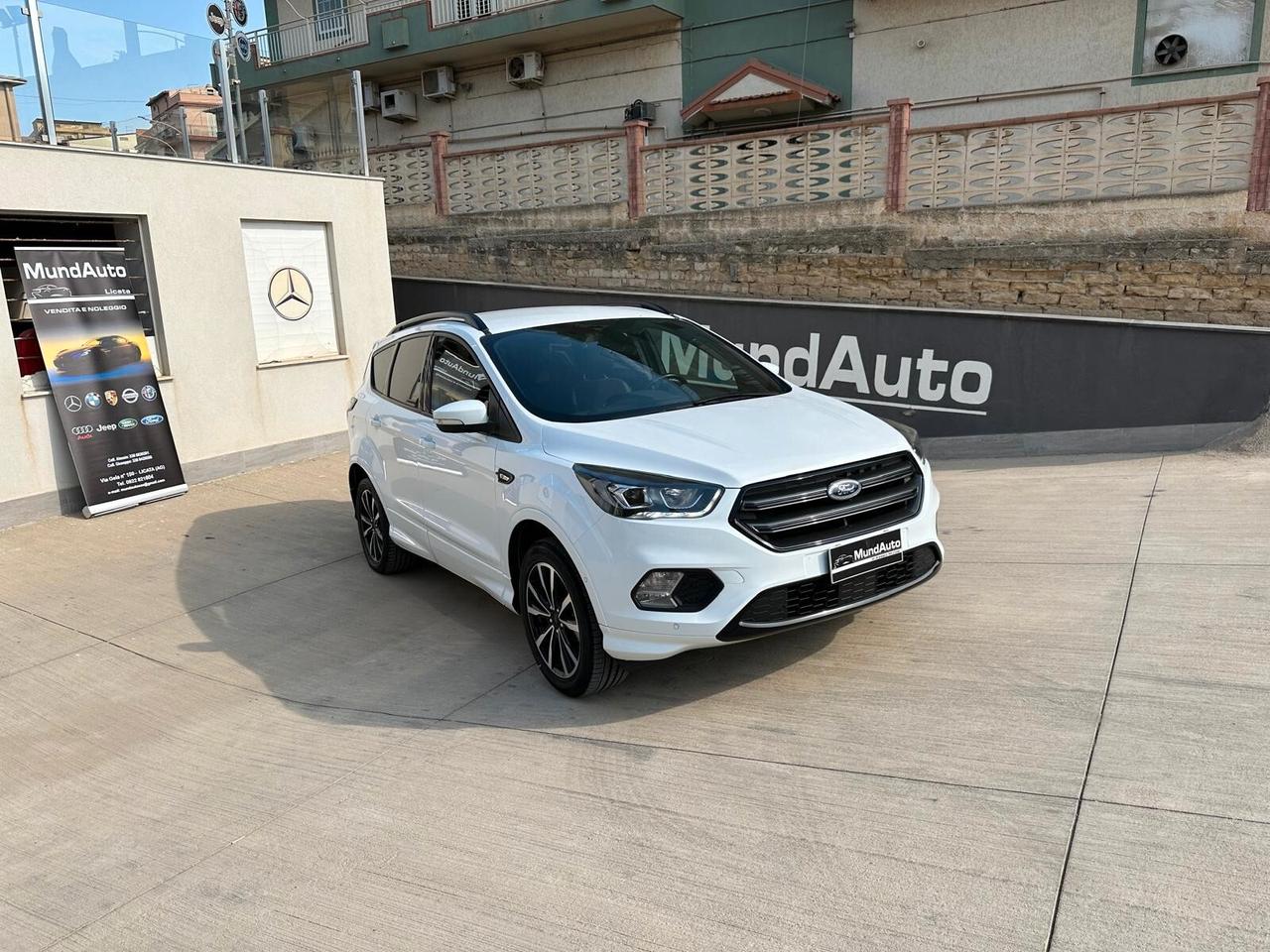 Ford Kuga 1.5 TDCI 120 CV S&S 2WD ST-Line