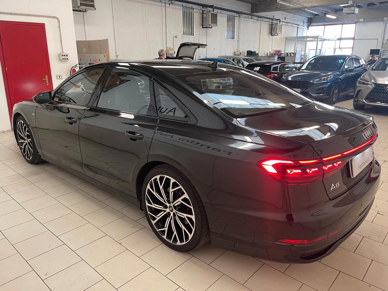 Audi A8 50 TDI quattro 286cv tiptronic-LEGGI SOTTO